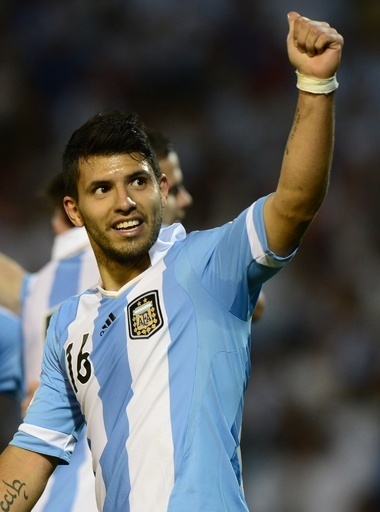 アルゼンチンがメッシの2得点でウルグアイに快勝、W杯南米予選