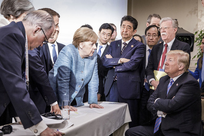 G7サミット、各国のイメージ戦略で繰り広げられた写真バトル