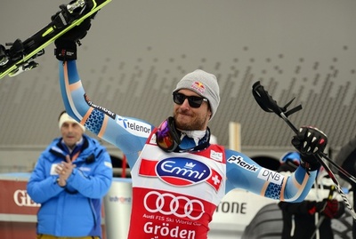 スビンダルが男子スーパー大回転を制す、アルペンスキーW杯 