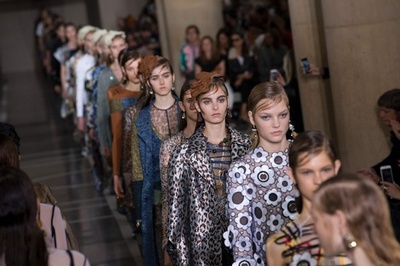 「クリストファーケイン」17年春夏