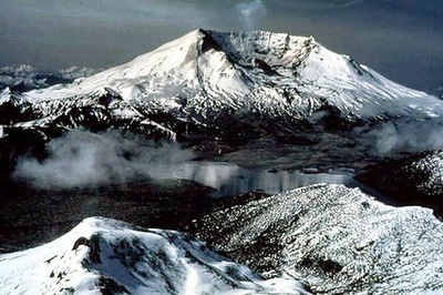 墜落生き延びた米少女、自力で山下り数日後に保護