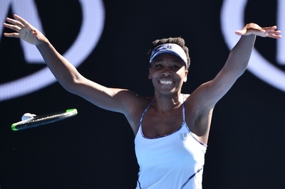 36歳ヴィーナス、最年長で全豪決勝進出 絶好調の同胞下す