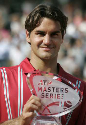 ＜男子テニス マスターズ・シリーズ・ハンブルク大会2007＞フェデラー ナダルの連勝記録を止め優勝を飾る - ドイツ