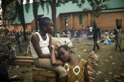 仏軍、中央アフリカで武装解除開始 ほぼ抵抗なし