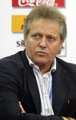 ＜サッカー＞カメルーン・サッカー協会 代表監督を契約違反としFIFAに告訴 - カメルーン