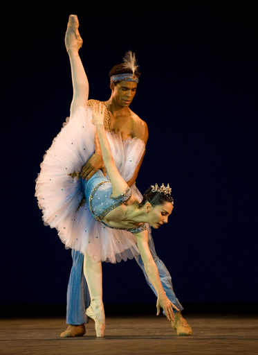 英ロイヤル・バレエ団、初のキューバ公演