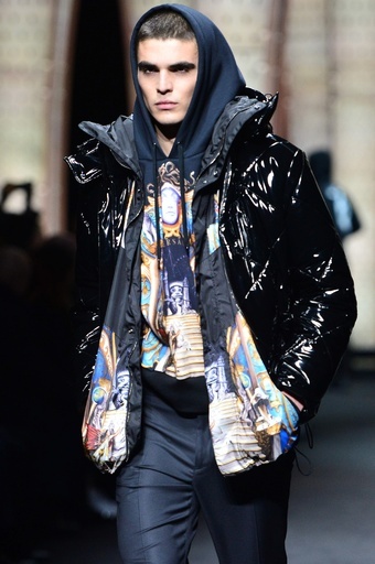 「ヴェルサーチ」17/18年秋冬メンズ