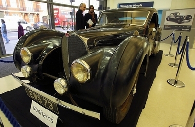 幻のスポーツカー「ブガッティ Type 57S Atalante」、パリで競売へ