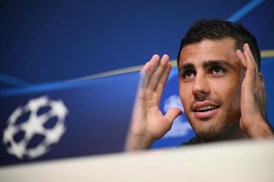 マンCロドリが今季絶望 前十字靱帯負傷で手術