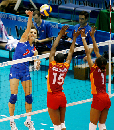 セルビア ストレートでケニアを降し大会5勝目