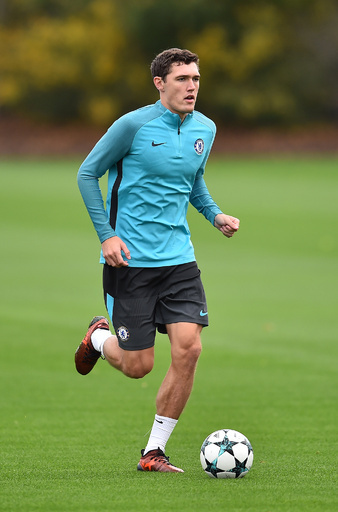 チェルシーが21歳のデンマーク代表DFと契約延長、今季前半に飛躍