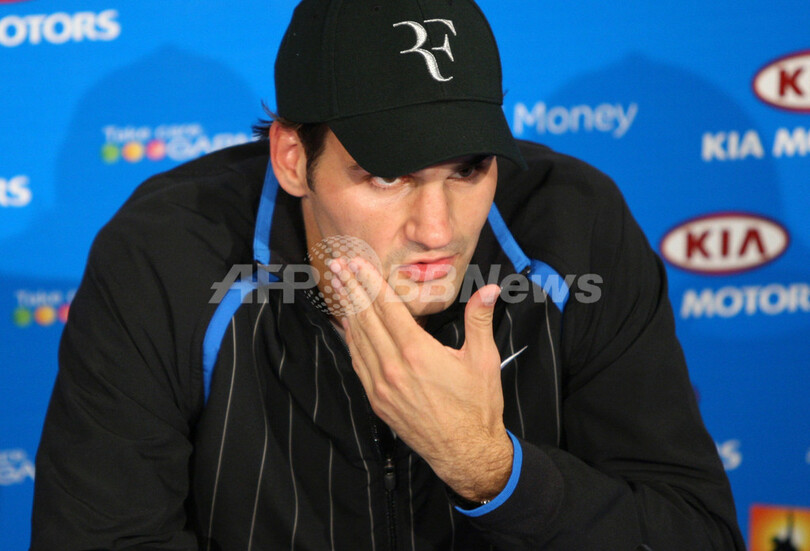 ジョコビッチ フェデラーを降し自身初の全豪決勝進出