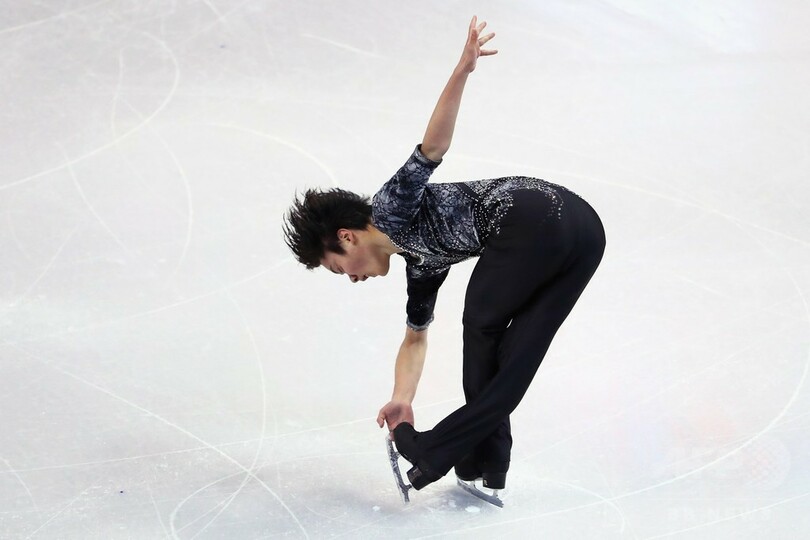 羽生、タイトル奪還に向け会心の演技で首位発進！世界フィギュア