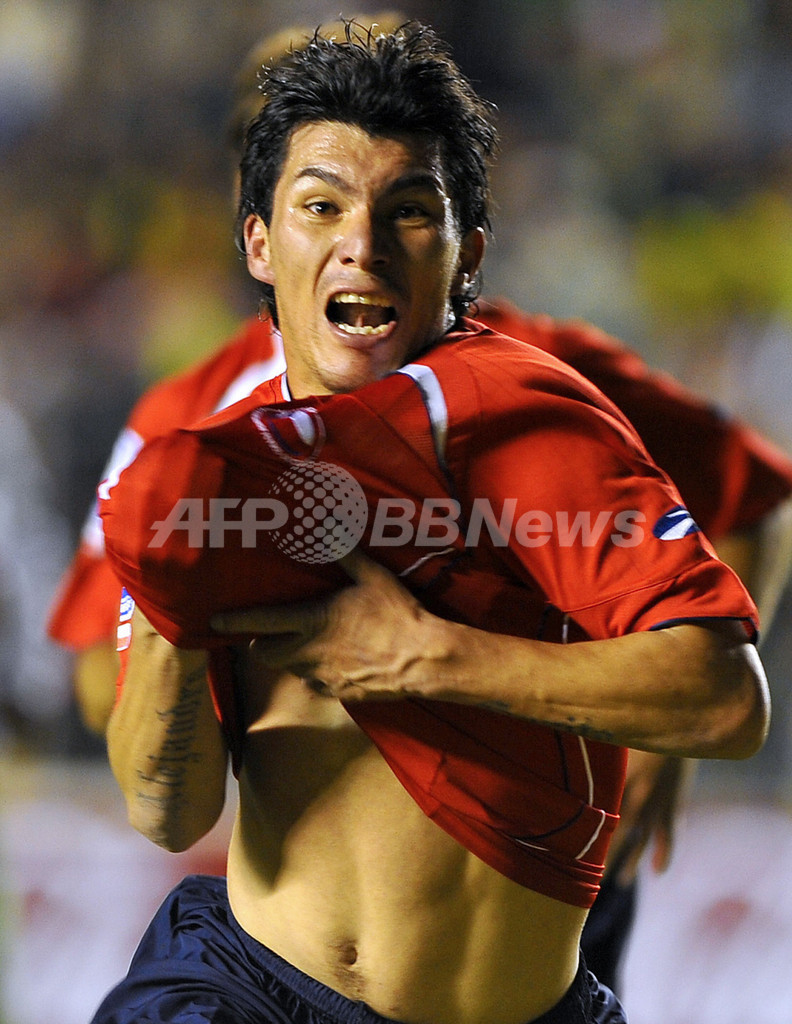 チリ アウェーでボリビアに勝利