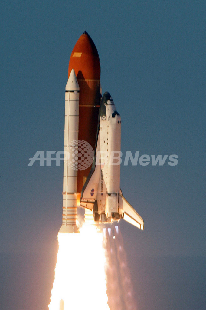 国際ニュース：AFPBB Newsスペースシャトル「アトランティス」、打ち上げ成功