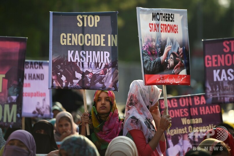 カシミール国境で砲撃、民間人含む10人死亡 印パは互いを非難