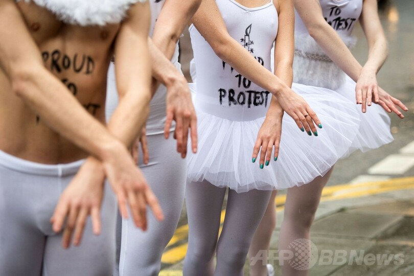 「白鳥の湖」でロシアの反同性愛法を非難、ロンドン