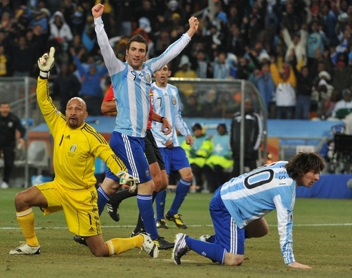 アルゼンチン、メキシコ下し8強 テベス2得点 W杯 写真27枚 国際