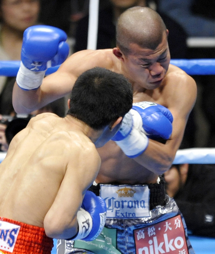 亀田興毅 判定負け、初防衛失敗 写真5枚 国際ニュース：AFPBB News