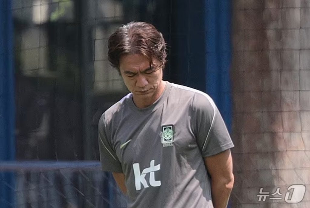 韓国代表監督を「一生出入り禁止」W杯惨敗で怒り沸騰…飲食店やバスで入