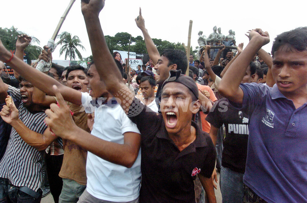 バングラデシュ当局、学生暴動扇動の容疑でダッカ大教授らを逮捕 写真1枚 国際ニュース：AFPBB News