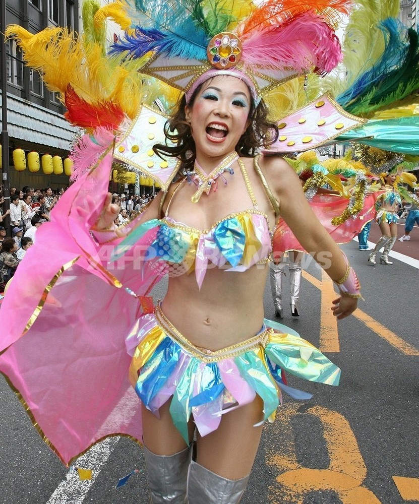 サンパウロのサンバ カーニバル 移民100周年の日系人チームが先陣 写真1枚 国際ニュース Afpbb News