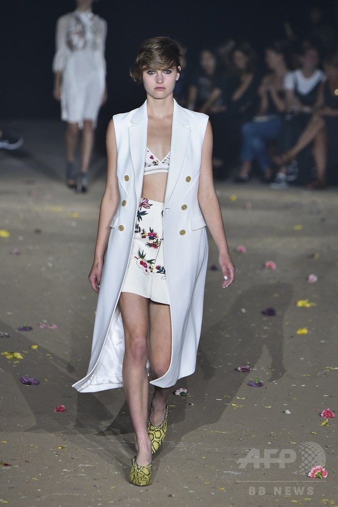 「3.1 フィリップ リム」17年春夏