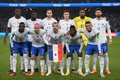 サッカー欧州選手権予選、グループB、アイルランド対フランス。試合前の写真撮影に臨むフランスの選手（2023年3月27日撮影）。(c)FRANCK FIFE / AFP