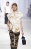 米ニューヨーク市内で発表された「3.1 フィリップ・リム（3.1 Phillip Lim）」14年春夏コレクション（2013年9月9日撮影）。（c）AFP/Getty Images/Peter Michael Dills