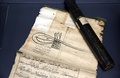 ボスニア・ヘルツェゴビナの首都サラエボ（Sarajevo）にオープンしたガジ・フスレブベグ図書館（Gazi Husrev-beg library）のオープニングセレモニーで披露された、同館の収蔵品の一つである古文書（2014年1月15日撮影）。(c)AFP/ELVIS BARUKCIC