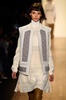 米ニューヨーク市内で発表された「BCBG マックス・アズリア」15/16年秋冬コレクション（2015年2月12日撮影）。(c)AFP/Getty Images/Frazer Harrison