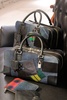 都内の在日スペイン大使館で開催された「LOEWE and JUNYA WATANABE COMME des GARçONS」のショーで披露されたコレクション。(c)LOEWE and JUNYA WATANABE COMME des GARçONS