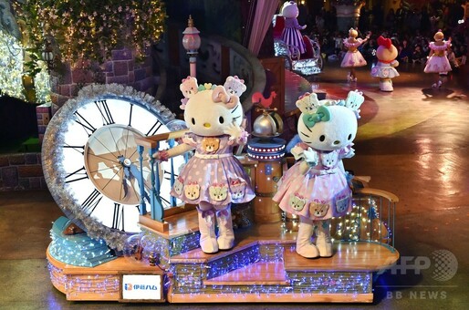 ハローキティ誕生40周年、国内外で記念イベント 写真24枚 国際ニュース