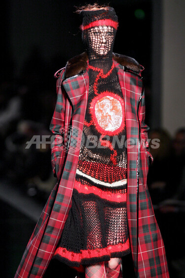 07/08年秋冬パリ・コレクション＞ジャンポール・ゴルチエ、新作を発表