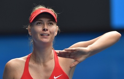 シャラポワ、灼熱の全豪オープンで2回戦敗退を免れる