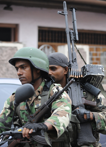 スリランカ政府軍とLTTEの衝突相次ぐ、24人死亡
