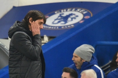 コンテ監督退任がささやかれるチェルシー、10人のレスター崩せずドロー