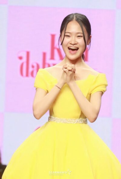 キム・ダヒョン、『スターランキング』スター・トロット女子部門で3位に ― ソン・ガインが236週連続1位