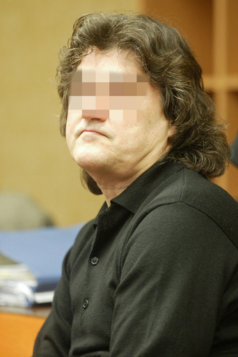 航空防衛機器大手EADSの元職員、収賄容疑で公判開始 - ドイツ