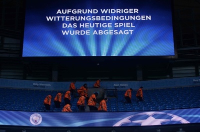 シティ対ボルシアMG戦は雷雨延期に、14日に振り替え 欧州CL