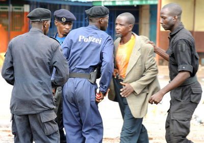 ギニア軍政への抗議デモ鎮圧、死者157人か