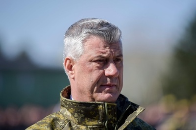 コソボ大統領、戦争犯罪で起訴 90年代の紛争めぐり