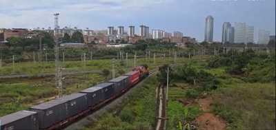 中国とベトナム結ぶ貨物列車、所要時間が6時間も短縮