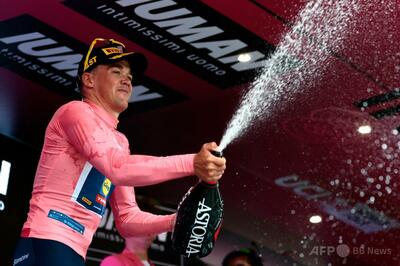 ピーダスンがアルバニアでの開幕ステージ制す ジロ・デ・イタリア