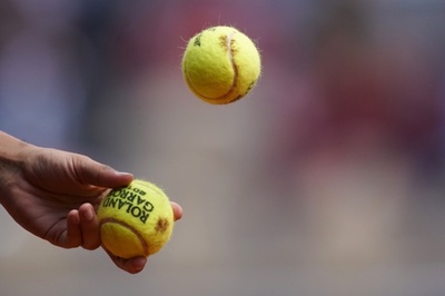 全仏OP女子単準決勝のコート変更、性差別的と批判の声