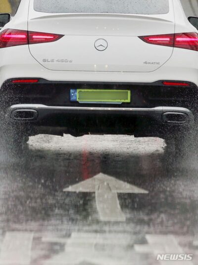 韓国で今年導入「黄緑色ナンバープレート」…法人車両「私的な利用」防止効果、くっきり