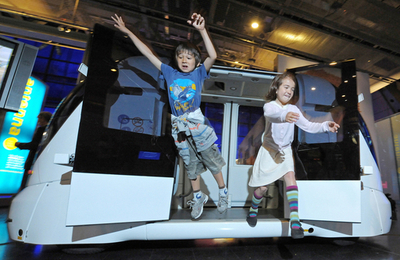 空港内の移動は自動運転車で、2010年英ヒースローにお目見え