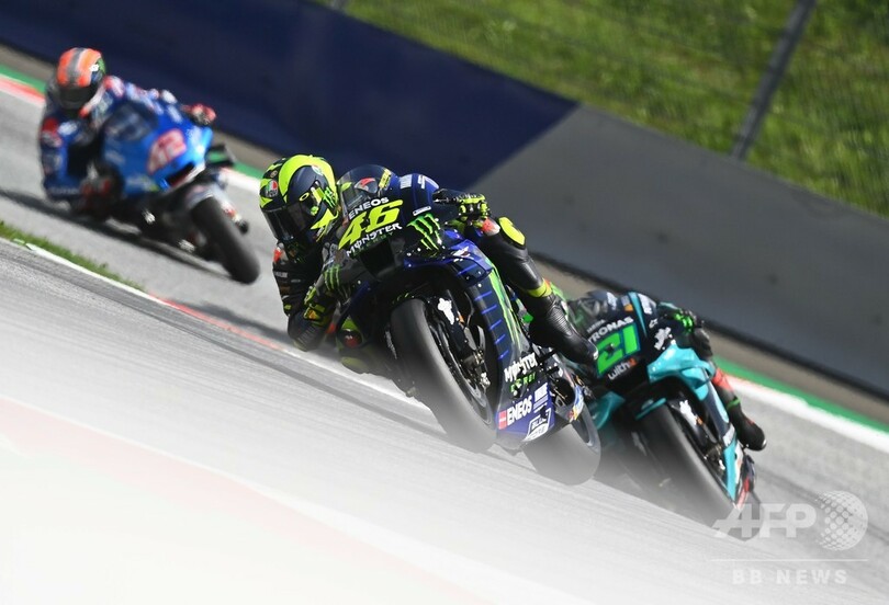 殺されかけた ロッシ 時速300キロ恐怖のニアミスに怒り Motogp 写真5枚 国際ニュース Afpbb News