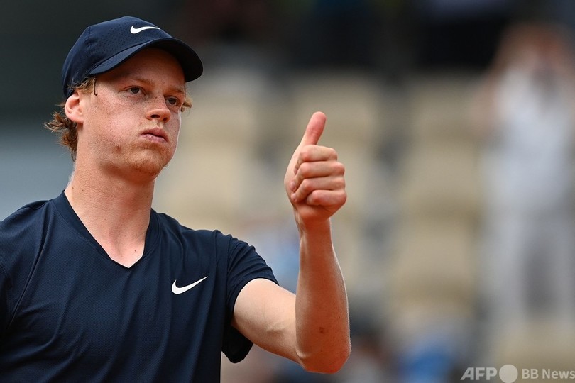 伊の19歳新鋭、飛躍の裏にシャラポワ氏の存在 「成長早まった」