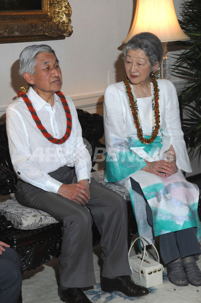 天皇、皇后両陛下 ハワイ王朝の宮殿での晩さん会にご出席